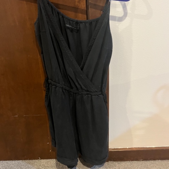 Abercrombie and Fitch Black Romper Size XS - Picture 1 of 2